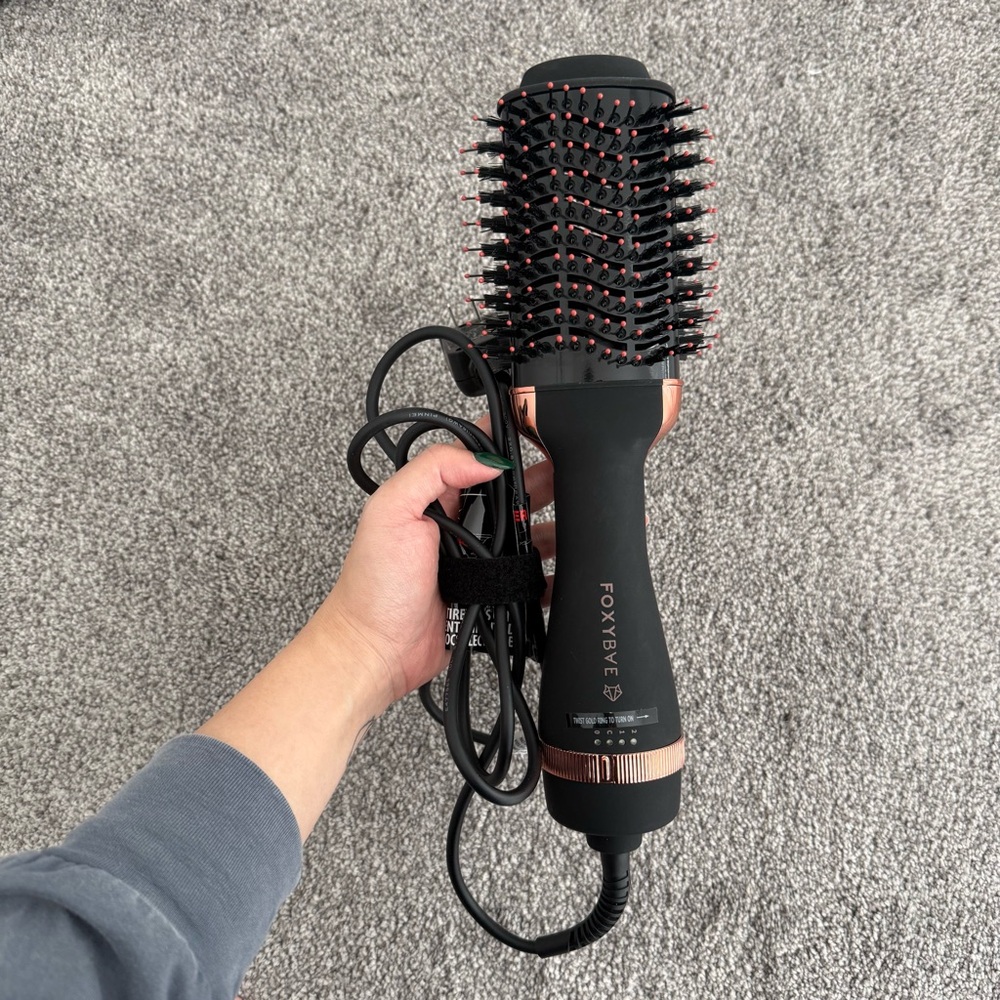 FoxyBae Black and Gold Hair Blowout Dryer Brush